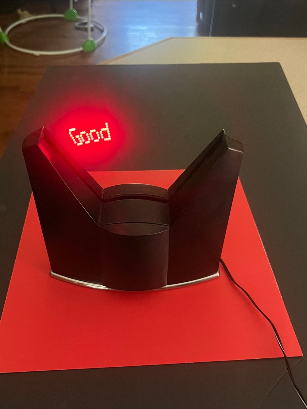 Red LED POV Display Fan / Message Projector - Black - Picture 2 of 5